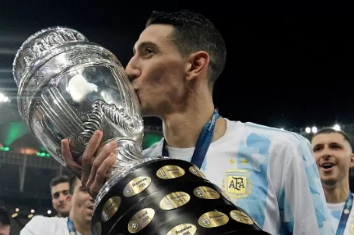 Momen terindah Angel Ddi Maria yang pensiun dengan status juara Copa America 2024. (Instagram/@conmebol)