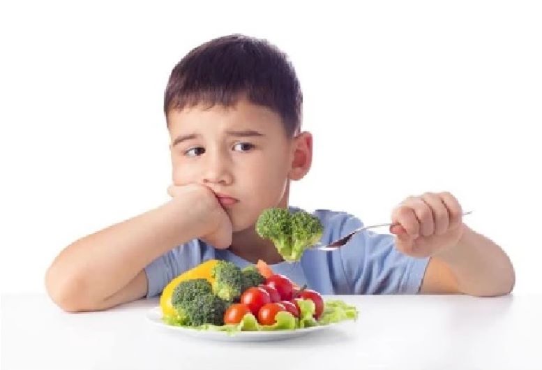 ilustrasi anak pilih-pilih makanan.