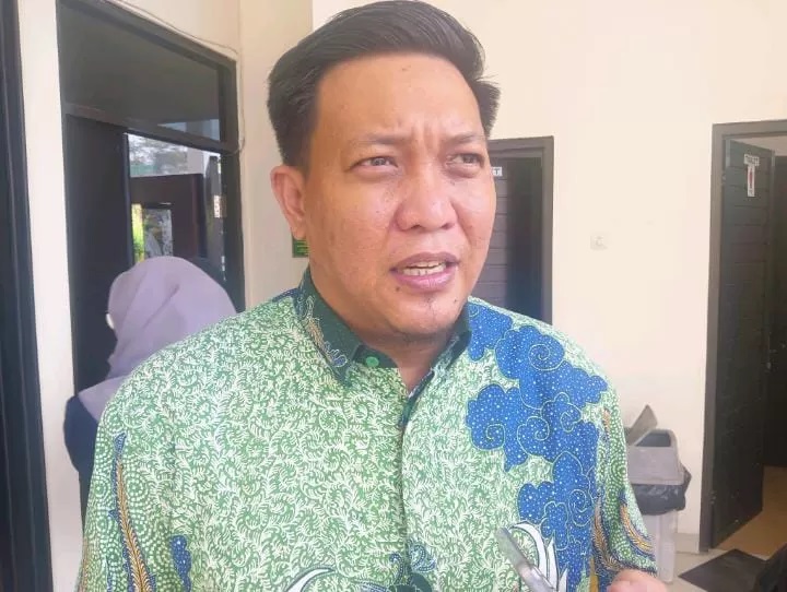 SIAPKAN JAMINAN: Arsyad, kuasa hukum Abdul Gafur Mas
