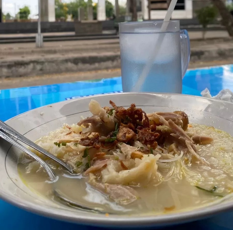 KHAS: Soto Banjar jadi salah satu masakan khas di Banjarmasin, makanan berkuah ini sering ditemui di warung ataupun acara hajatan.