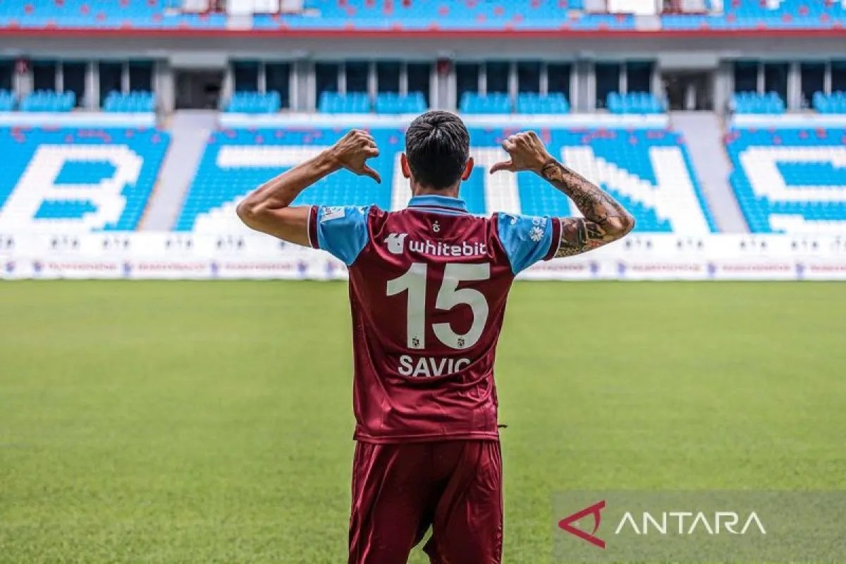 Stefan Savic bergabung dengan Trabzonspor. ANTARA/HO-Trabzonspor/pri.