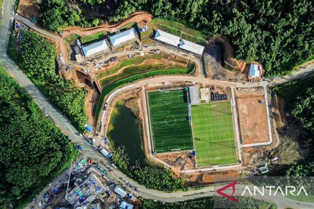 Perkembangan pembangunan pusat pelatihan tim nasional Indonesia atau training center di Ibu Kota Nusantara, Penajam Paser, Kalimantan Timur, Jumat (2/8/2024). (ANTARA/HO-PSSI)