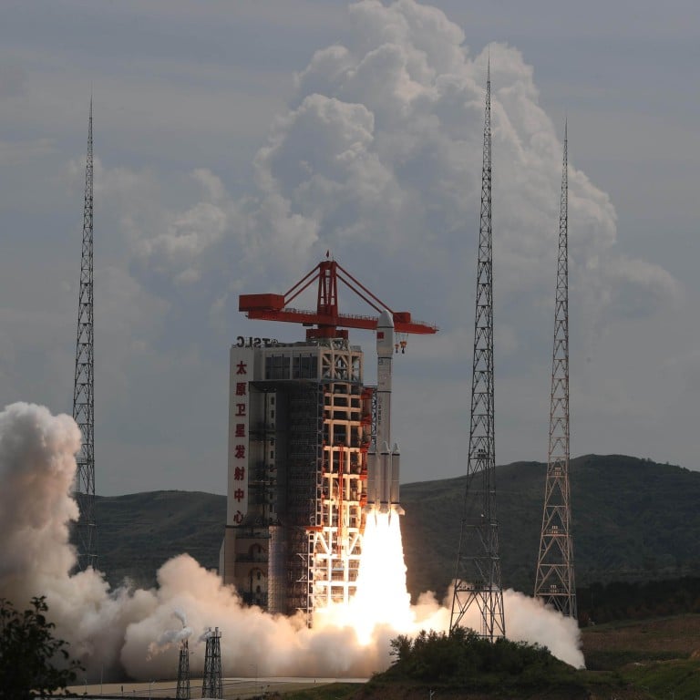 Ilustrasi satelit internet China