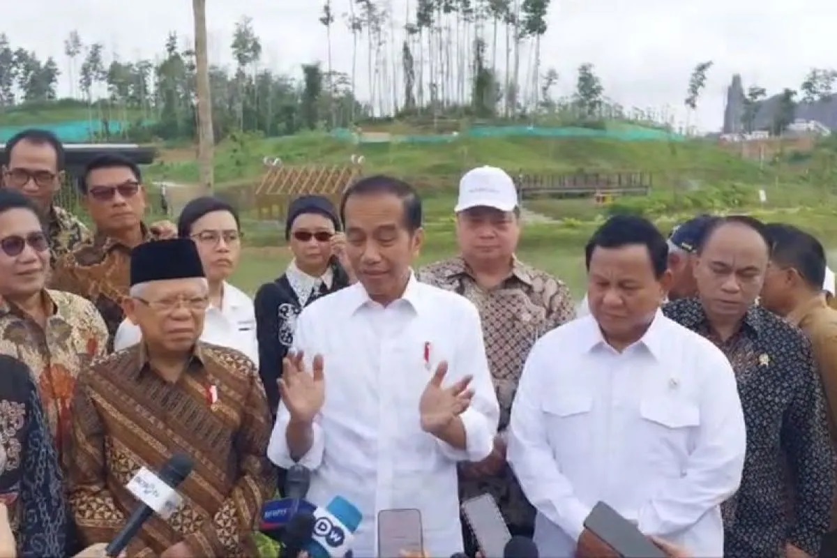 Tangkapan layar - Prabowo Subianto bersama para menteri Kabinet Indonesia Maju (KIM) saat mendampingi Presiden Joko Widodo dan Wakil Presiden Ma