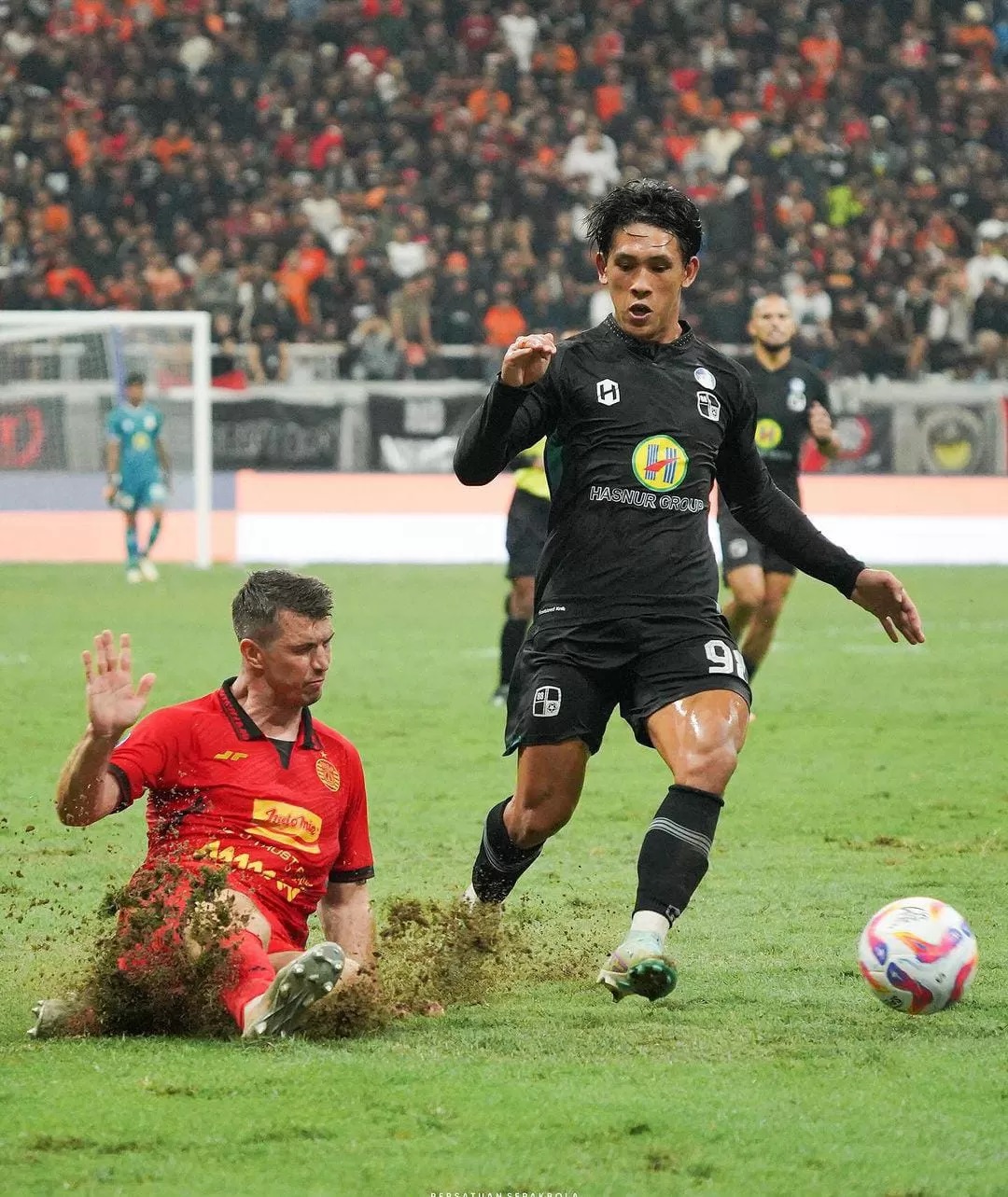 LAGA TANDANG:Barito Putera menghadapi Persija Jakarta pada laga perdana Liga 1 2024 2025 di Jakarta International Stadium (JIS), Sabtu (10/8/2024) malam.(Foto:Barito Putera untuk Radar Banjarmasin.