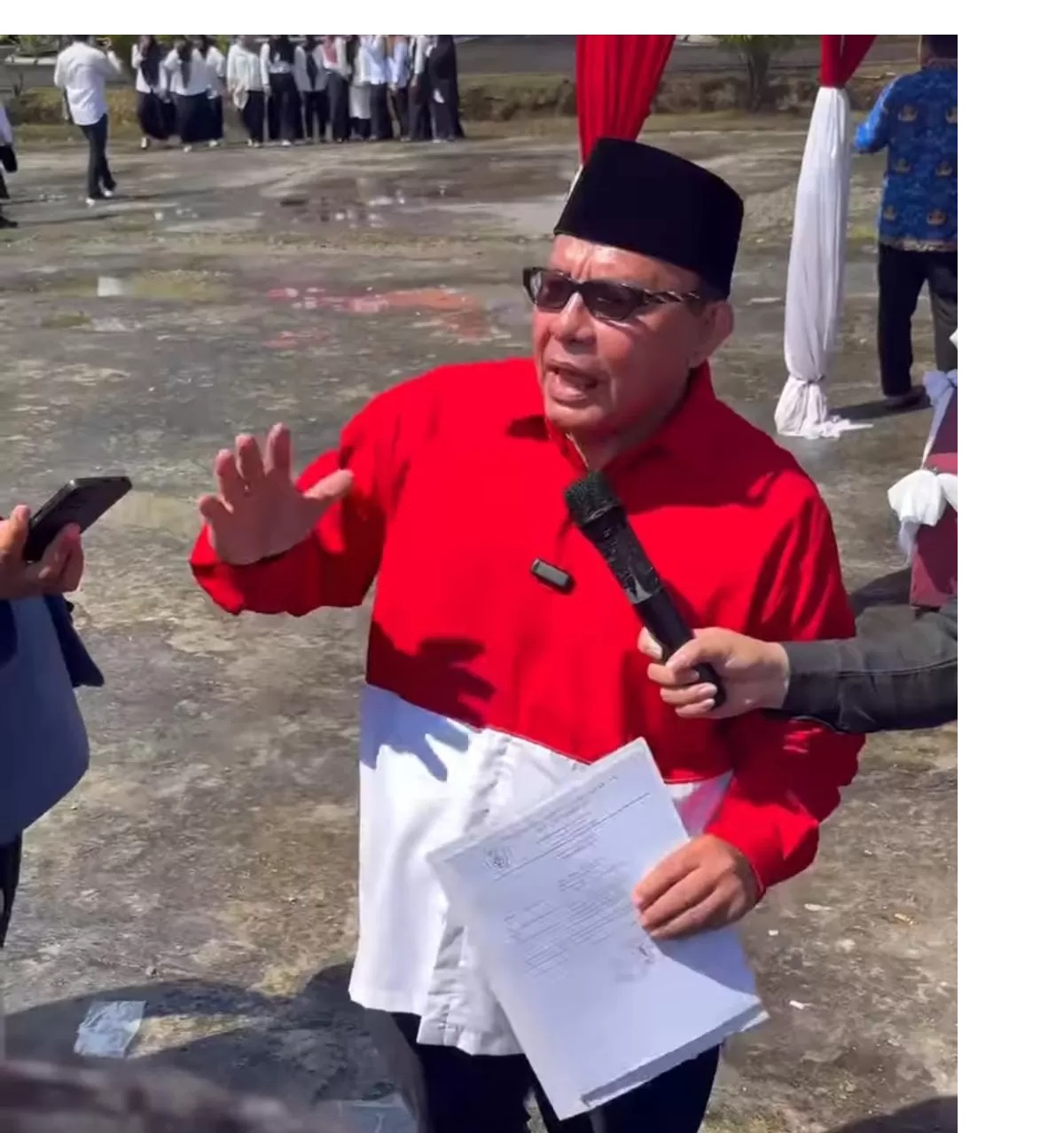 Rektor UBT, Adri Patton