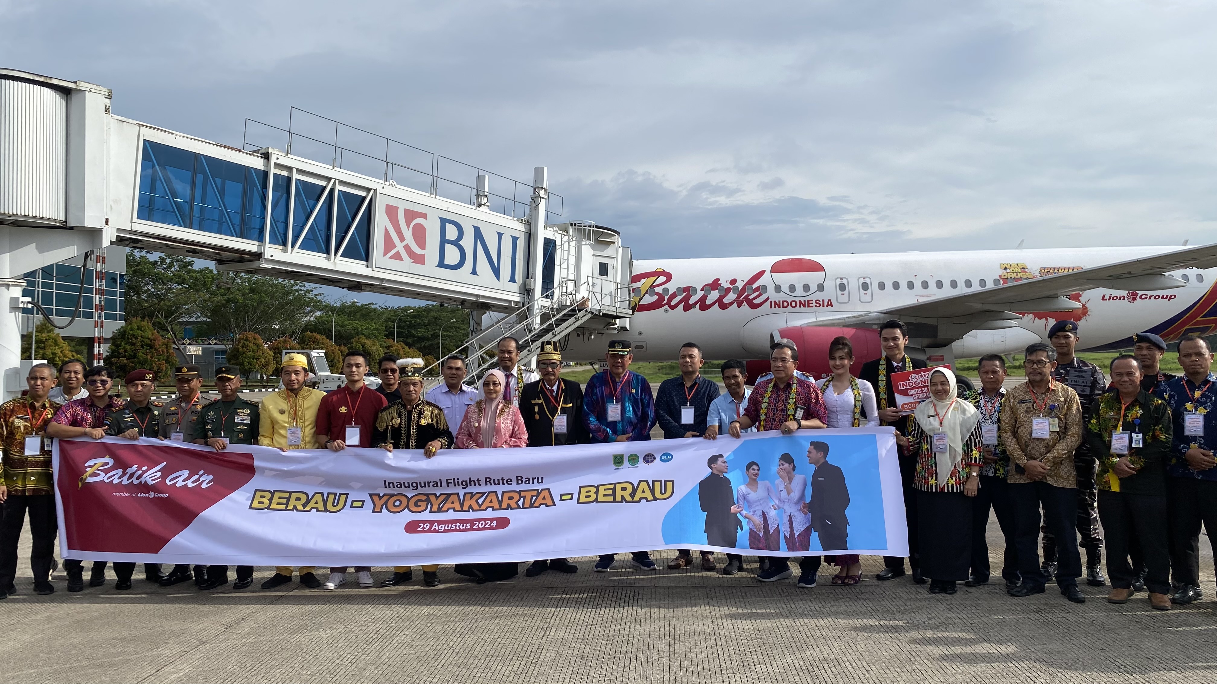 MENDARAT: Penerbangan perdana Batik Air dengan rute Berau-Jogjakarta, Kamis (29/8).