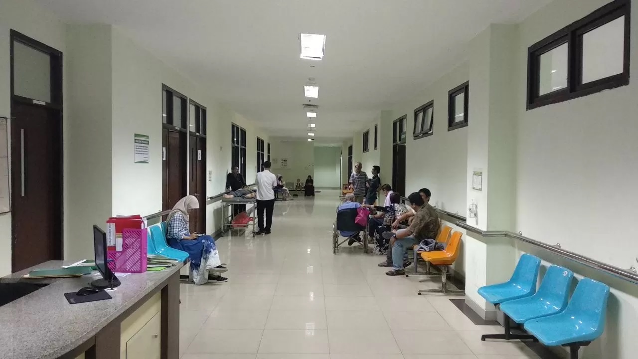 FASILITAS KESEHATAN:Antisipasi peningkatan kasus cacar monyet, RSUD Ulin Banjarmasin siap aktifkan ruangan isolasi.(foto:Endang Syarifuddin/Radar Banjarmasin)