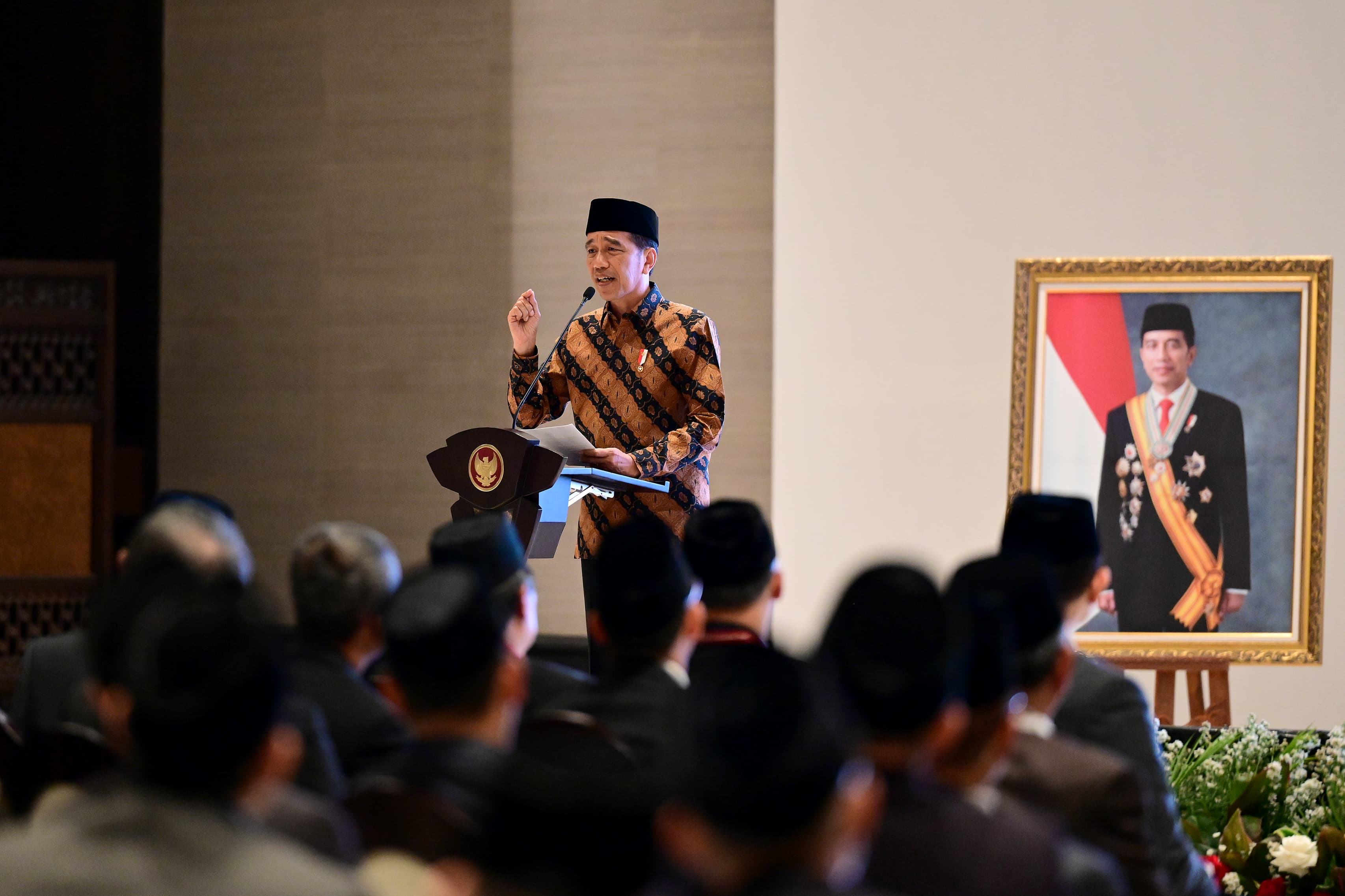 Jokowi saat memberikan sambutan pada Peresmian Pembukaan Rapat Koordinasi Nasional Badan Amil Zakat Nasional (BAZNAS) Tahun 2024, di Istana Negara, Nusantara, Rabu (25/9/2024) sore. (Foto : Muchlis Jr