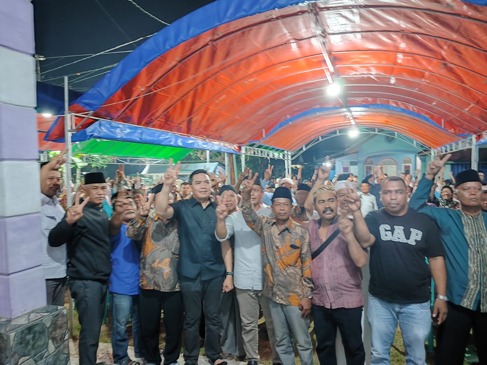 Andi Harun bersama warga Palaran.