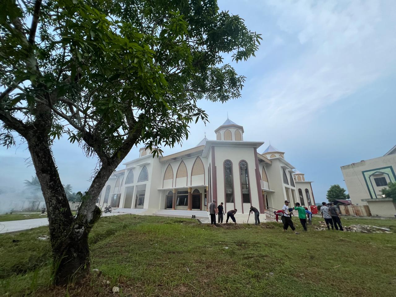 FOTO TERKINI: Masjid Nurul Mukhlisin, Hidayatullah, GunungTembak, lokasi pernikahan mubarak khusus pengantin dan tamu undangan putri.