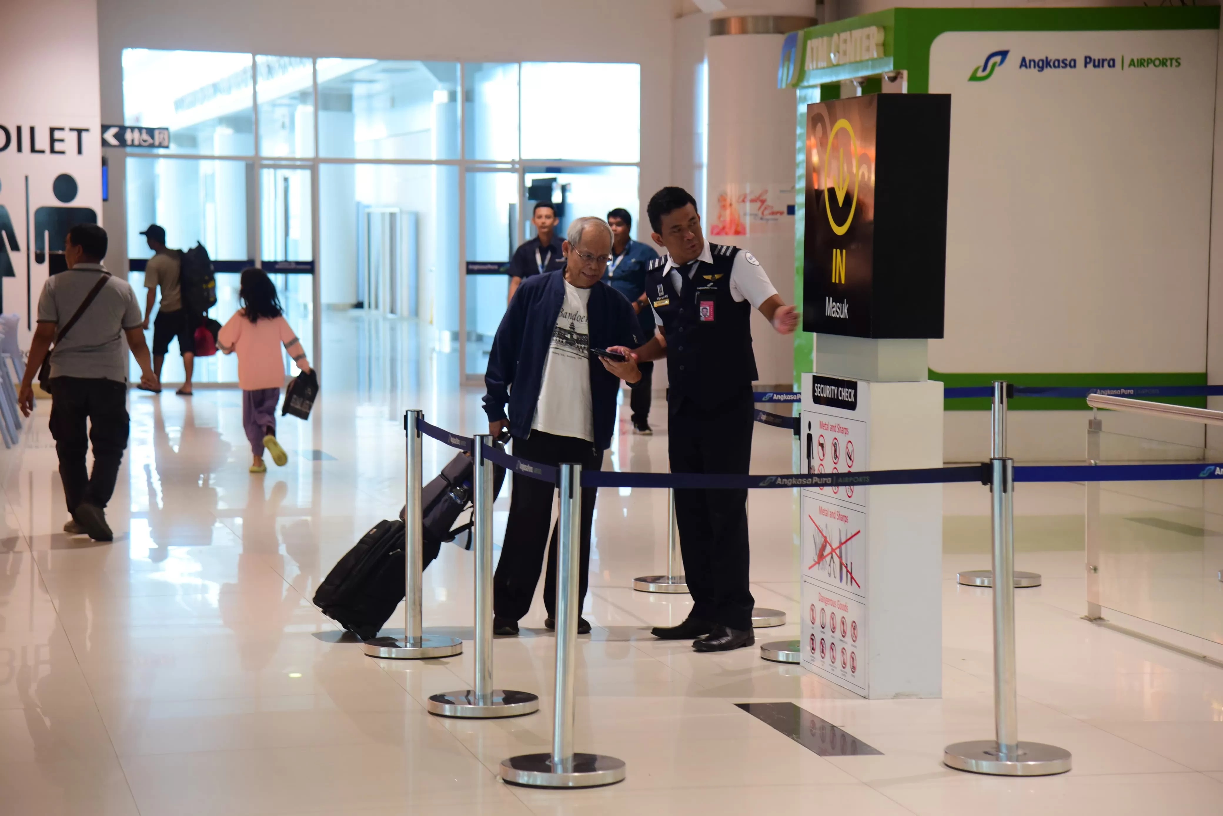 Hingga September 2024, bandara ini mencatat telah melayani lebih dari empat juta penumpang, mencerminkan peningkatan delapan persen dibandingkan periode yang sama tahun lalu.