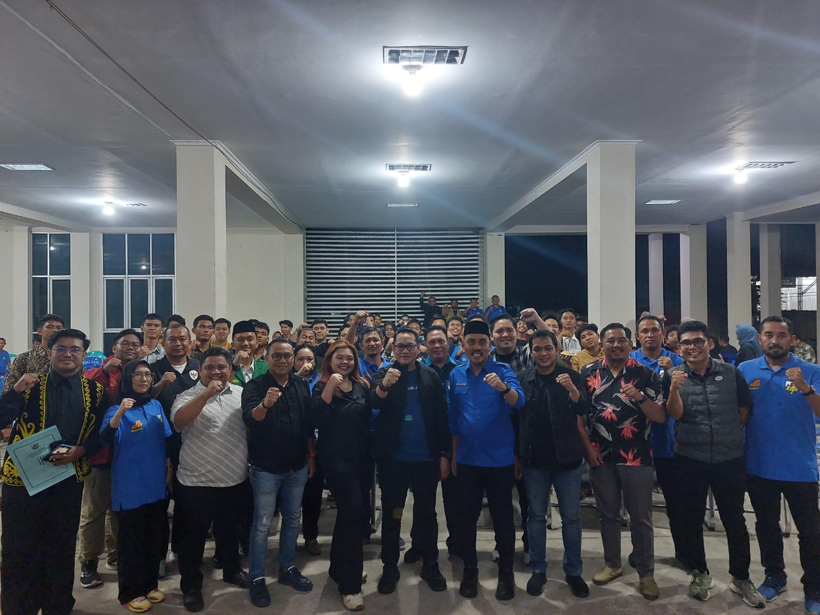 Ketua DPRD Kukar Junaidi saat hadir sebagai pembicara talkshow KNPI Kukar (Elmo/Prokal.co)