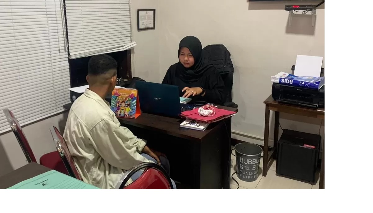 CABUL:UN (26) pelaku pencabulan warga Kecamatan Paser Belengkong, yang kabur ke NTT saat menjalani pemeriksaan di Mapolres Paser.(FOTO:ISTIMEWA)