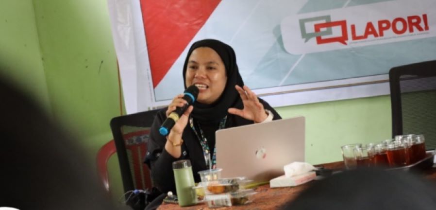 Sosialisasi SP4N Lapor di Gersik.