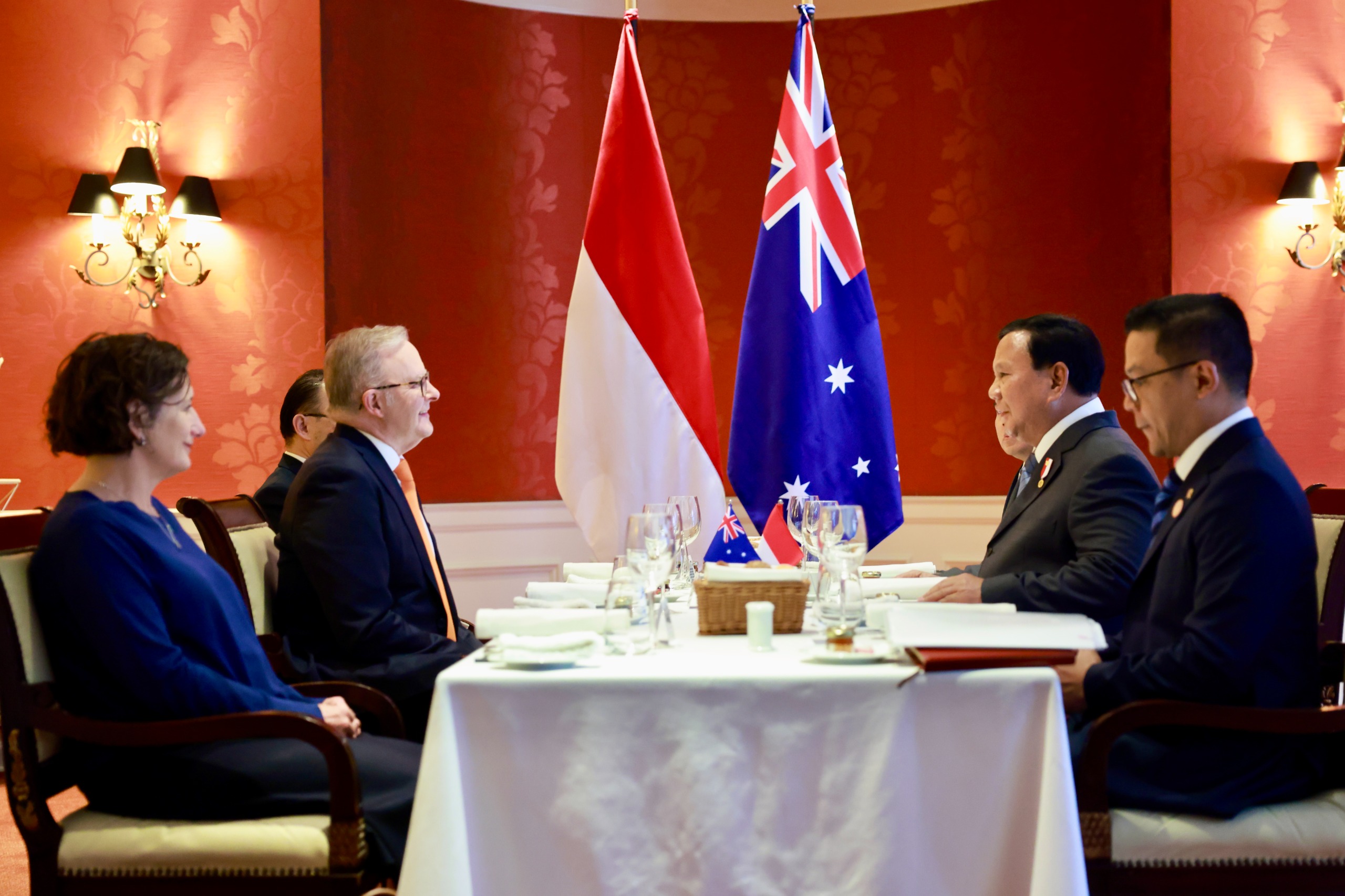 Perdana Menteri Australia Anthony Albanese dan Prabowo.