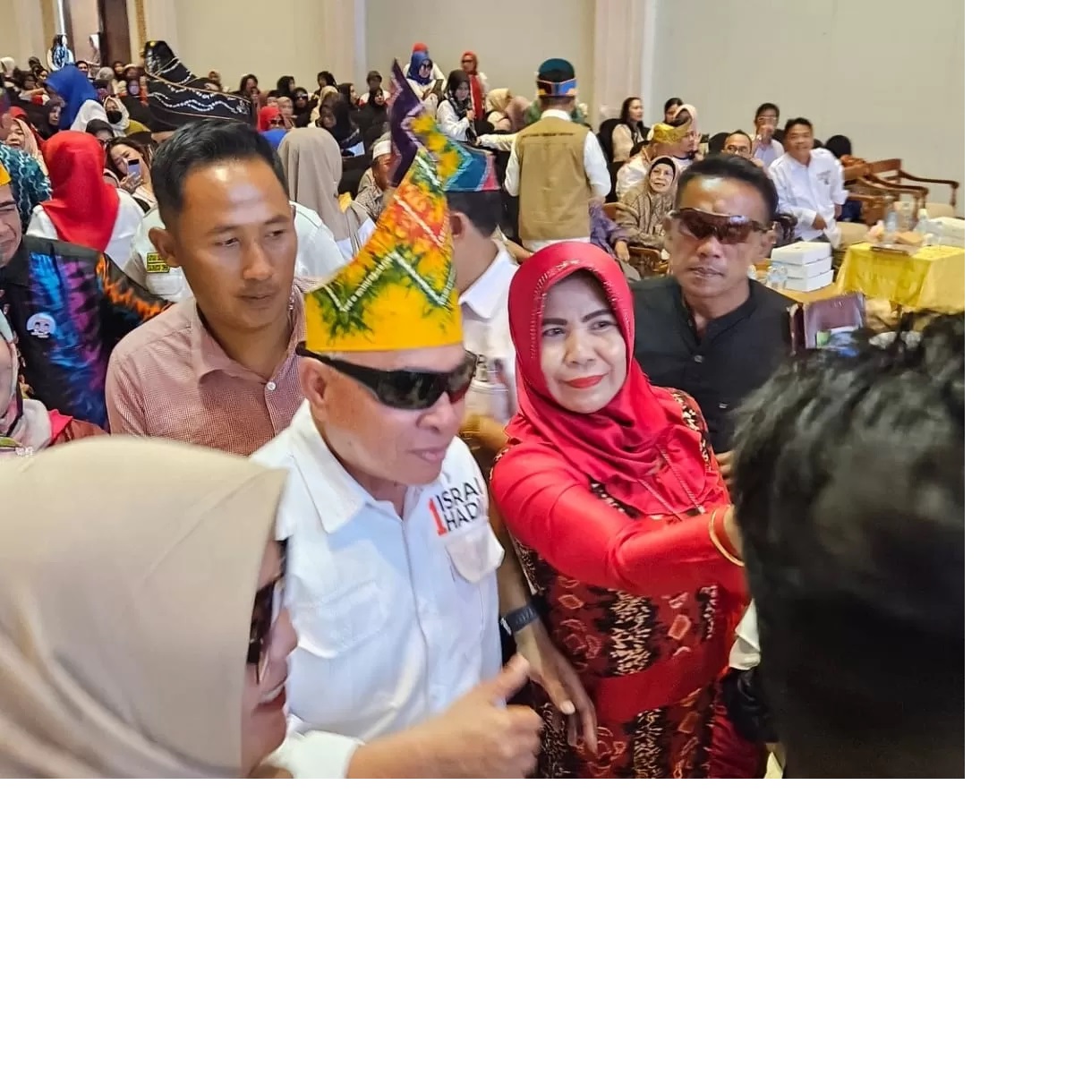 Isran Noor unggul dalam survei Poltracking karena popularitasnya.