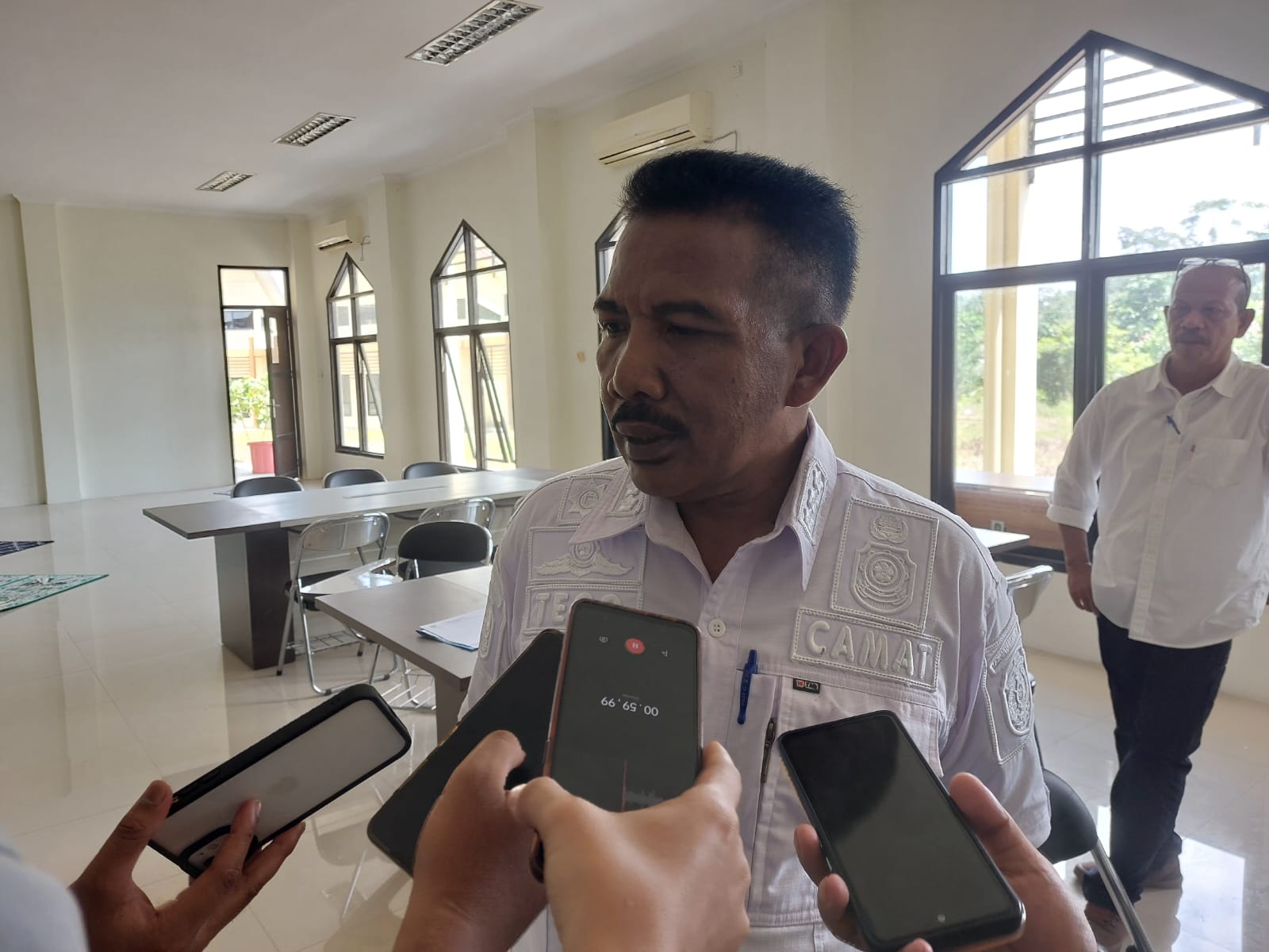 Camat Tenggarong Seberang Tego Yuwono (Elmo/Prokal.co)