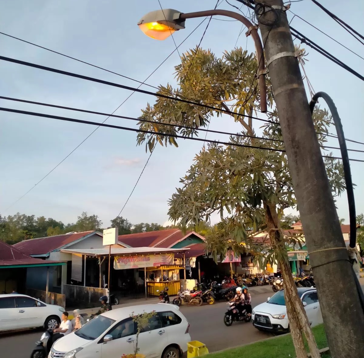 PINJAM PAKAI: Lampu PJU milik Pemprov Kaltara kini menjadi tanggung jawab Dishub Tana Tidung.(FOTO: DISHUB KTT)
