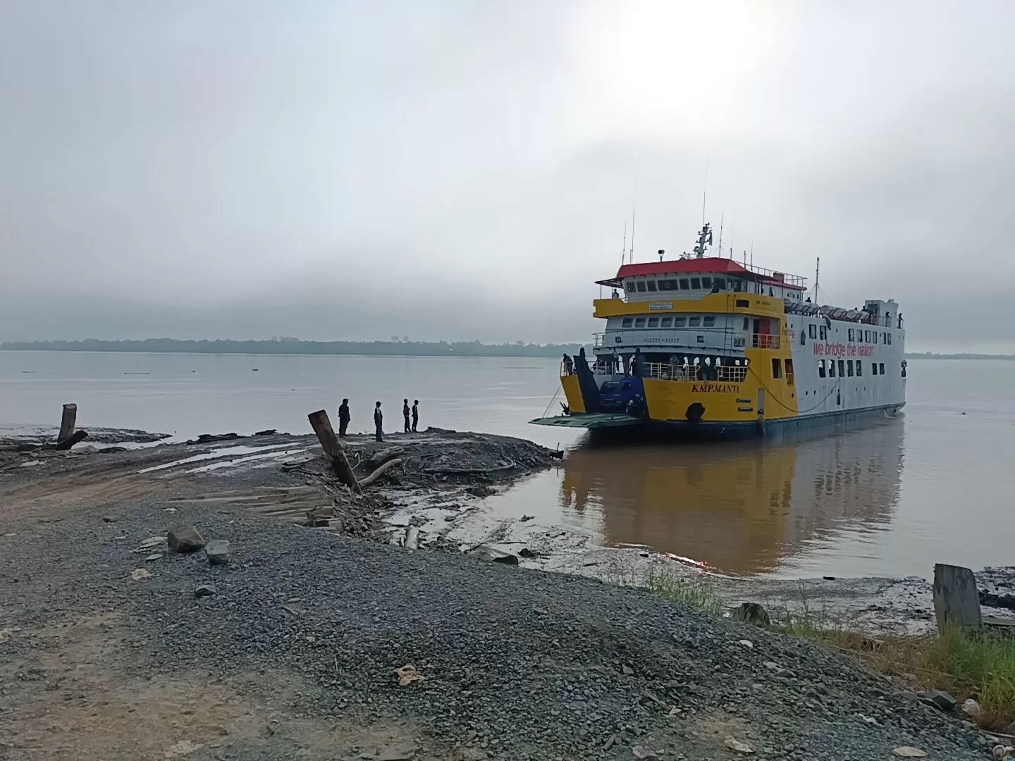 Feri yang selama ini melayani KTT-Tarakan.