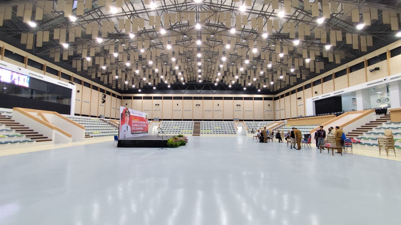 TERKINI: Tampilan bagian dalam GOR Segiri yang telah diresmikan Wali Kota Samarinda Andi Harun, Senin (25/11).