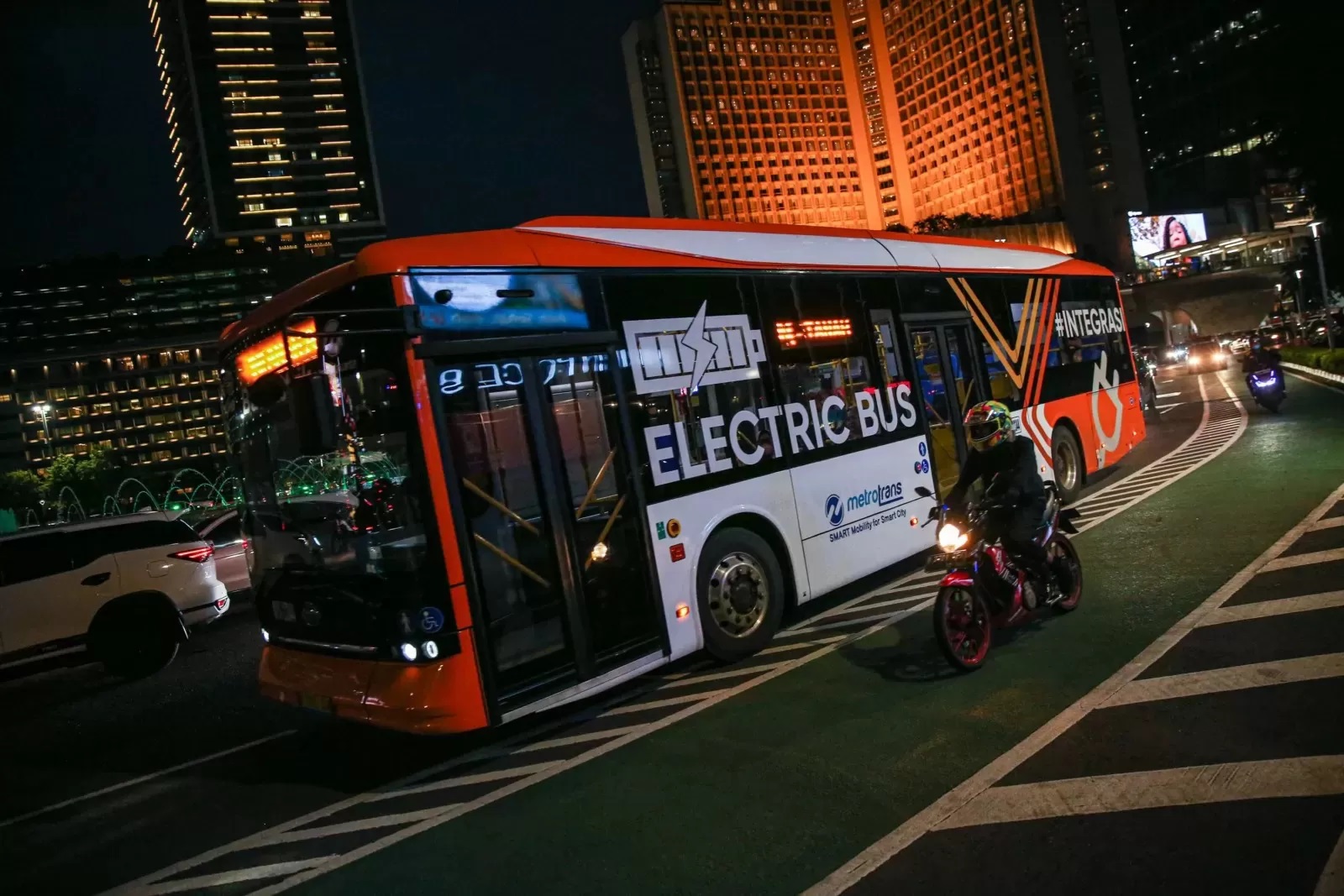 RAMAH LINGKUNGAN. Bus listrik direncanakan beroperasi di Samarinda pada 2025 untuk mengurangi polusi udara.