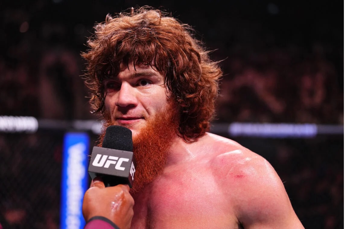 Shara Magomedov akan bertarung melawan Michael Venom Page.