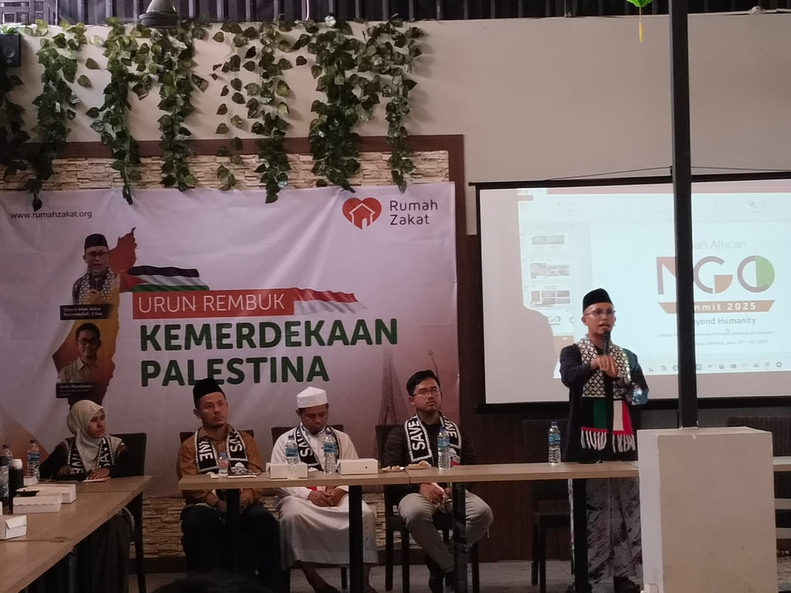 KEBERSAMAAN: Urun rembuk yang digelar Rumah Zakat &nbsp;Balikpapan bersama donatur dan mitra.