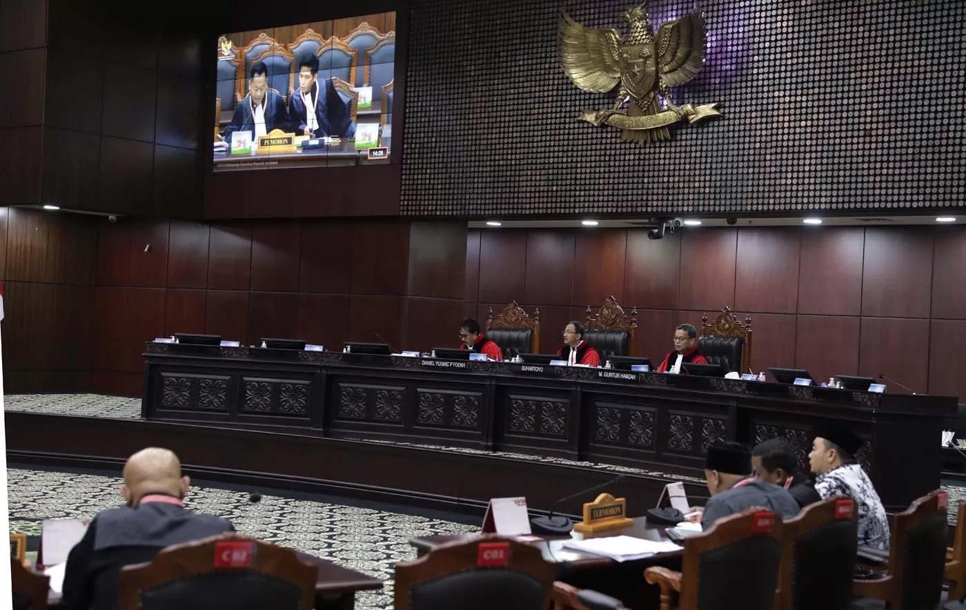 Mahkamah Konstitusi (MK) menggelar sidang perdana dengan agenda pemeriksaan pendahuluan untuk delapan perkara sengketa atau perselisihan hasil pemilihan umum anggota legislatif (PHPU Pileg).