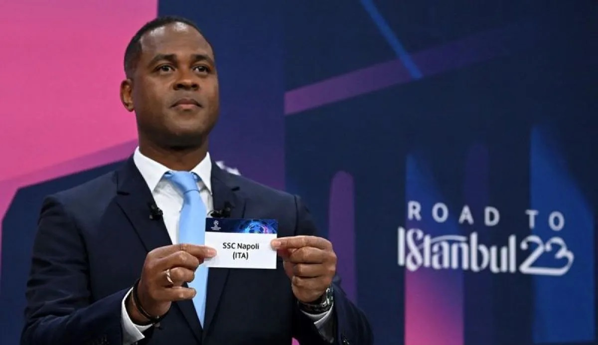 Mantan pesepak bola Belanda Patrick Kluivert dalam acara pengundian untuk perempat final, semifinal, dan final Liga Champions UEFA 2022-2023 di Nyon pada 17 Maret 2023. ANTARA/AFP/Fabrice Coffrini/pri