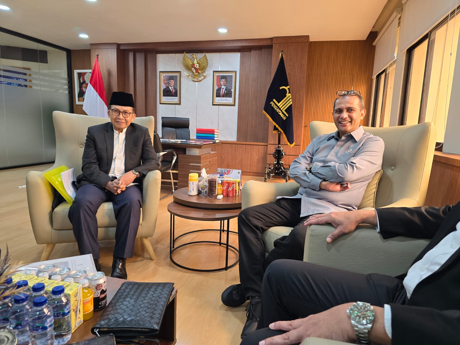 AKRAB: Ketua Umum PP IPHI Ahmad Yani (kiri) dan Wakil Menteri Hukum RI Omar Syarief Hiareij, Selasa, 7 Januari 2025.