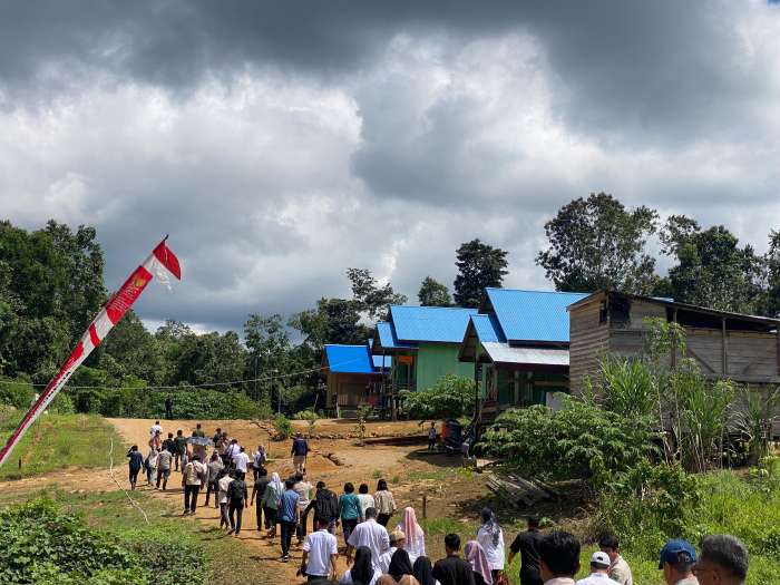 LISTRIK: Fasilitas listrik saat ini sudah tersedia di Kampung Malupu, Kecamatan Kelaya, yang sebelumnya menjadi kampung tertinggal satu-satunya di Kabupaten Berau.