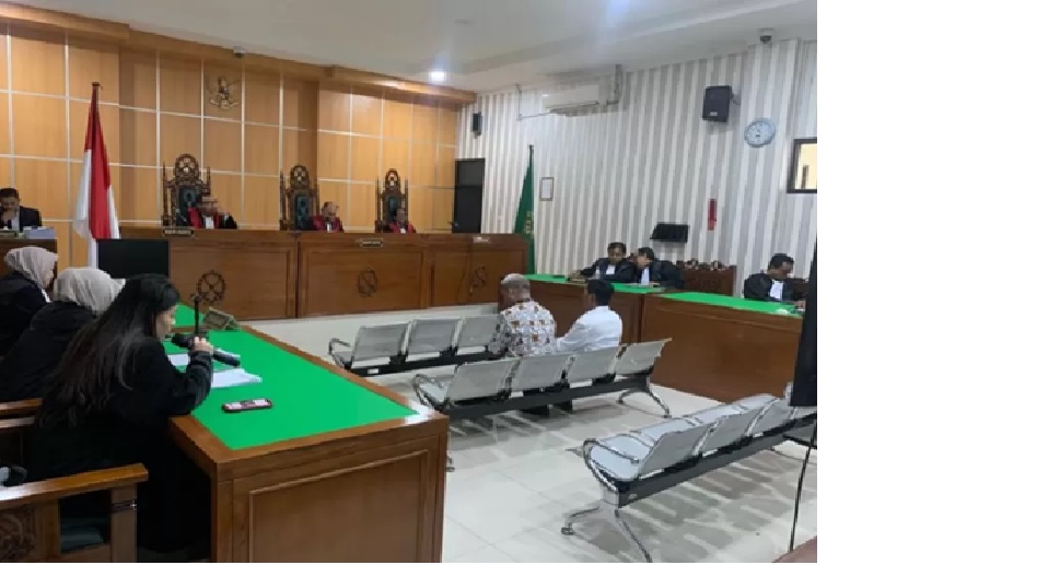 DIMULAI: Sidang perdana korupsi Alsintan Paser di Pengadilan Tipikor Samarinda, Senin (3/2).