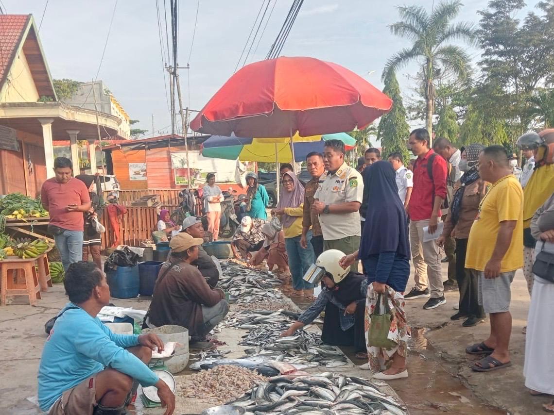 Pasar basah di Jalan Pesut, Timbau, Tenggarong (Istimewa)