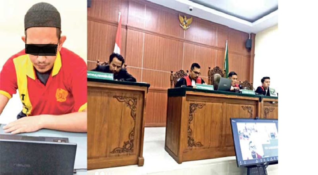 PERDANA: Kurir sabu seberat 50 kilogram, Warso (33), menjalani sidang perdana di Pengadilan Negeri Nanga Bulik, Rabu (5/2).