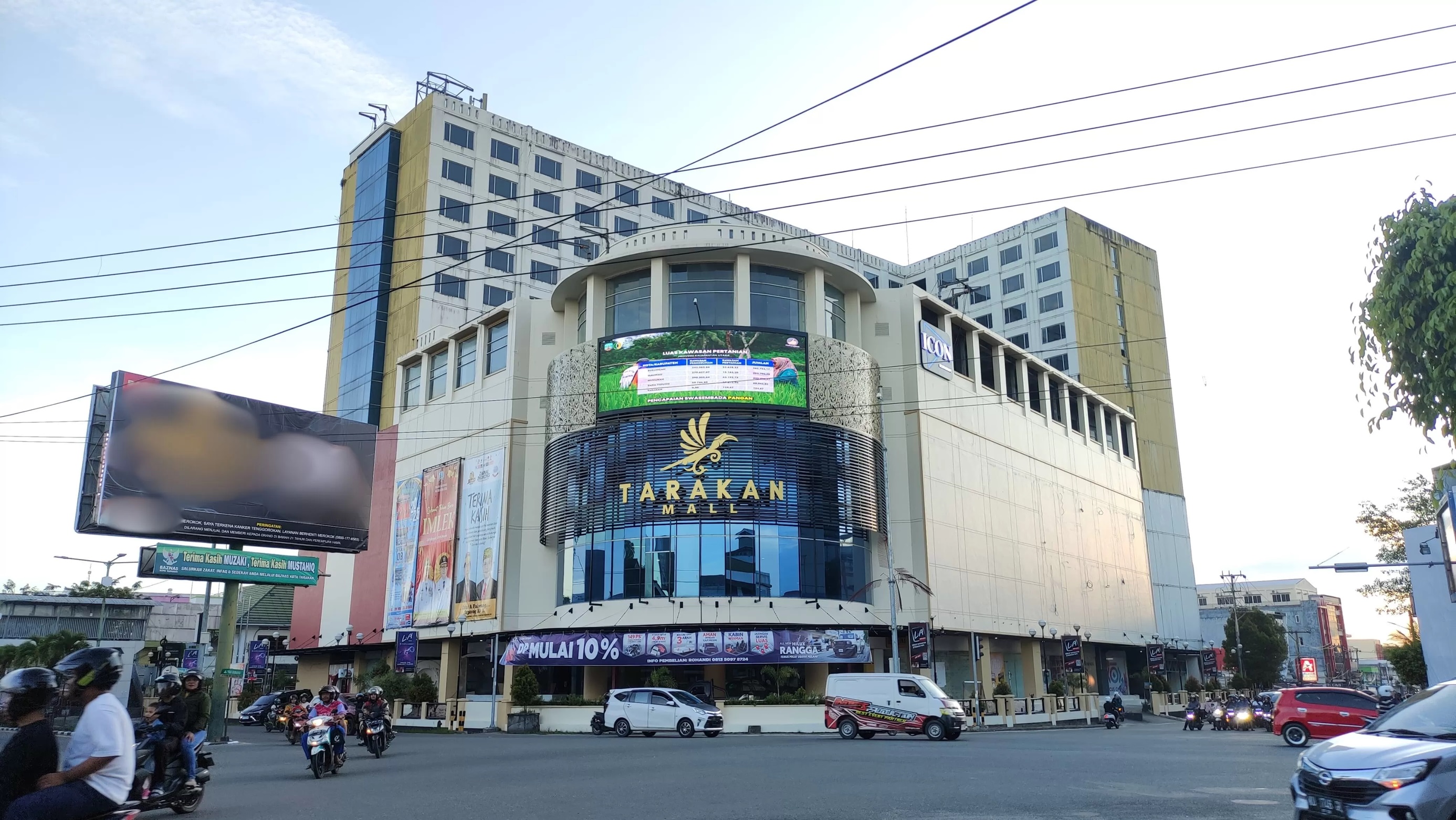 Grand Tarakan Mall di Tarakan.