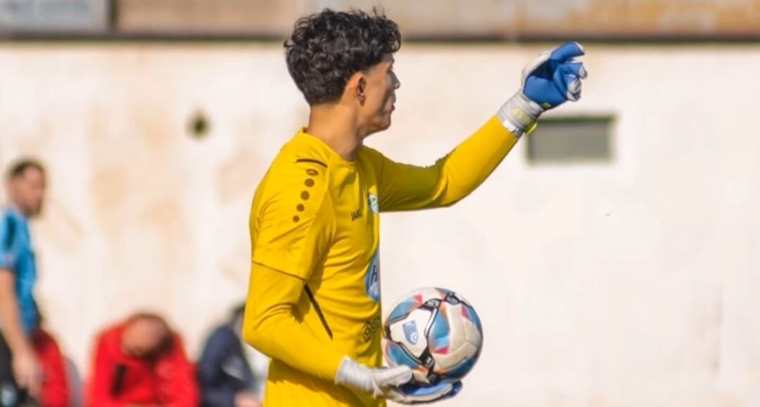 Kiper asal Indonesia, Cyrus Margono membuat rekor di Liga Kosovo dengan mencatatkan 11 penyelamatan. (Istimewa)