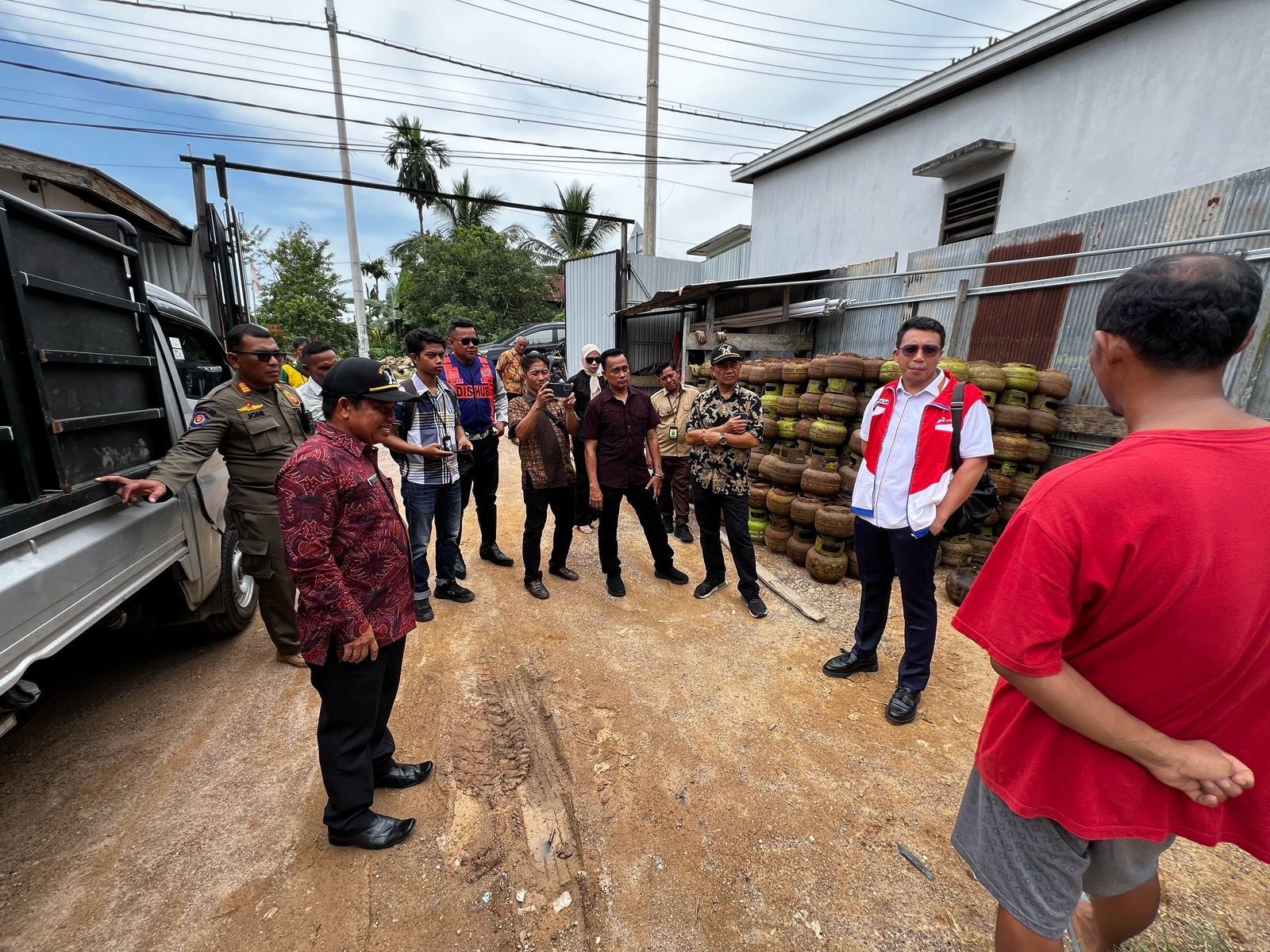 SIDAK: Tim gabungan saat sidak elpiji 3 kilogram di empat kecamatan di Kabupaten Berau.