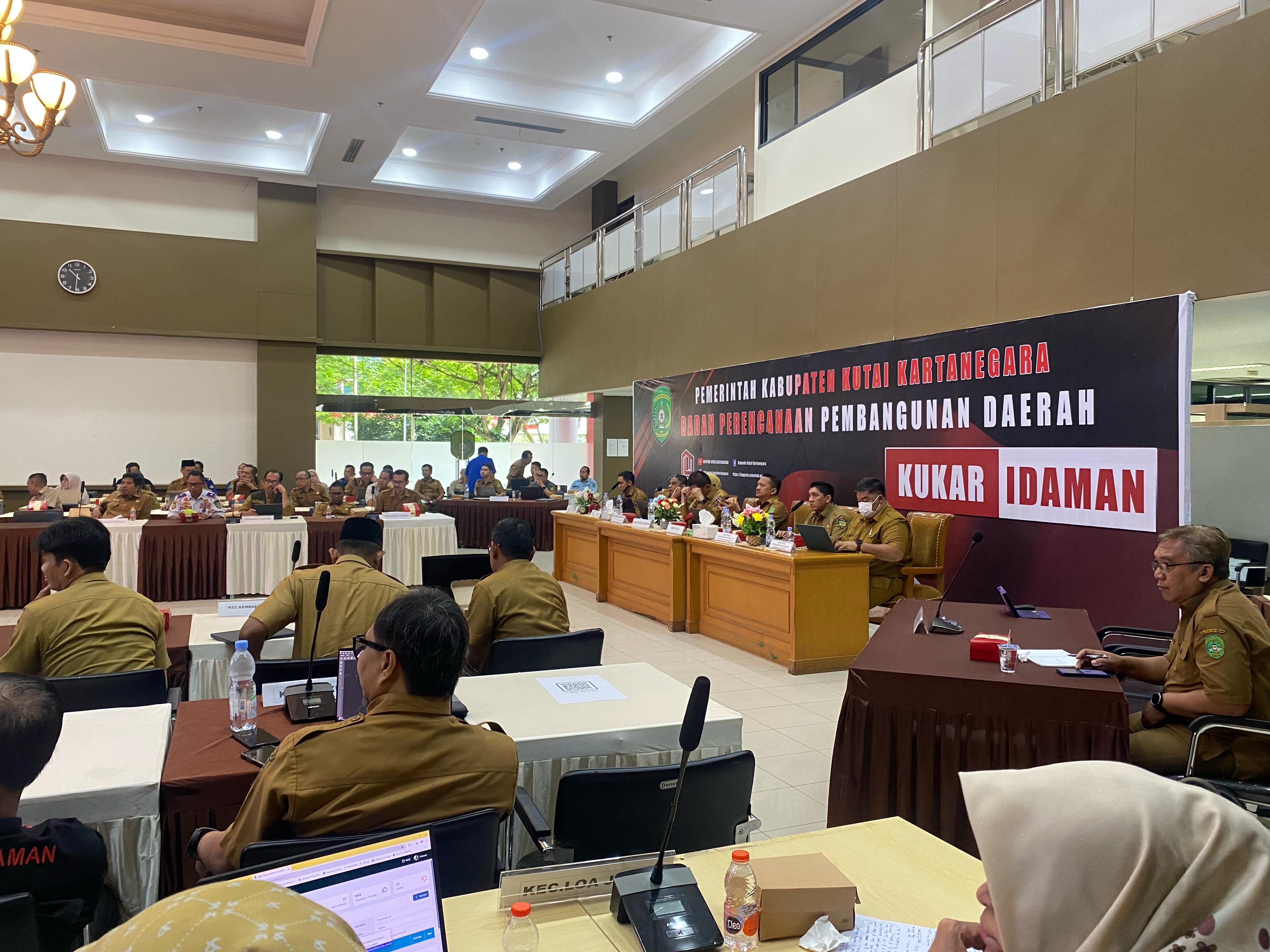 Rapat Pra Forum Penyusunan RKPD Kukar tahun 2026 (Elmo/Prokal.co)