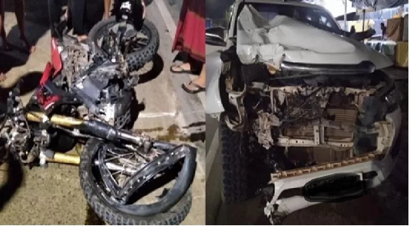 SALIP. Kondisi motor trail dan mobil Hilux yang ringsek usai kedua kendaraan ini adu bagong di Jalan Poros Samarinda - Bontang tepatnya di tanjakan simpang Jalan Serayu, Kelurahan Tanah Merah