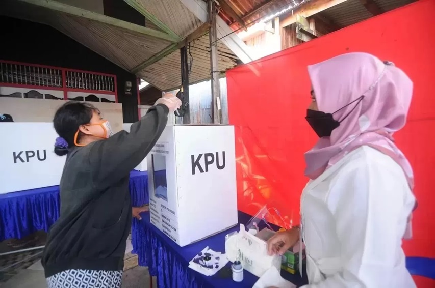 PEMUNGUTAN SUARA: Pada PSU Pilkada Banjarbaru 19 April mendatang, tak ada kegiatan kampanye dan pemasangan APK seperti Pilkada sebelumnya. (Foto: Muhammad Oscar Fraby/Radar Banjarmasin)