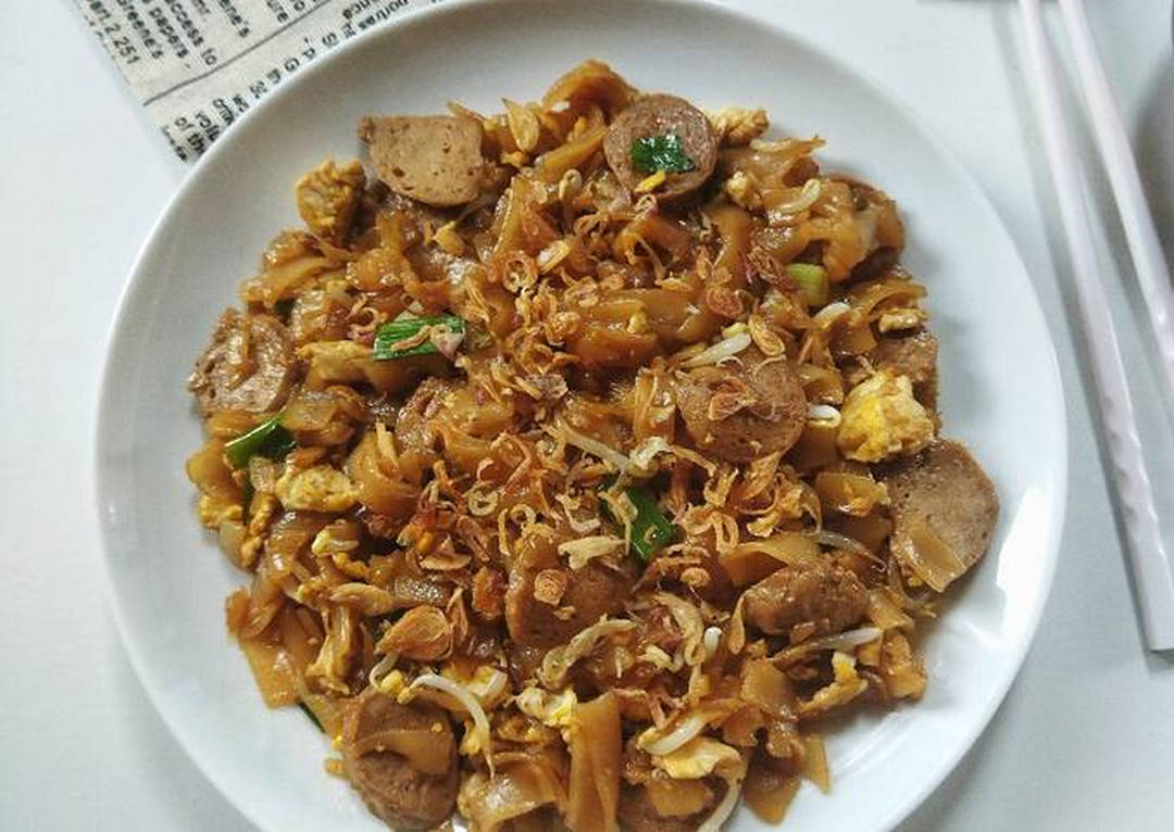 Kwetiau goreng.