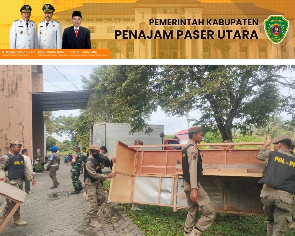 DITERTIBKAN: Tim gabungan saat menertibkan pedagang di Pasar Induk Penajam, PPU, yang melanggar Perda  PPU 17/2009 tentang Ketertiban Umum.