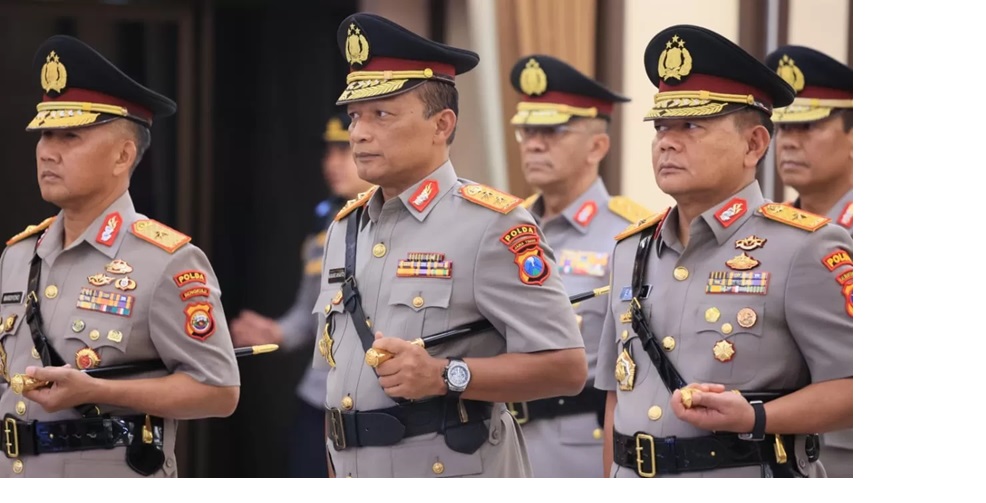Sertijab Irjen Pol Endar Prianto dan Irjen Pol Nanang Avianto