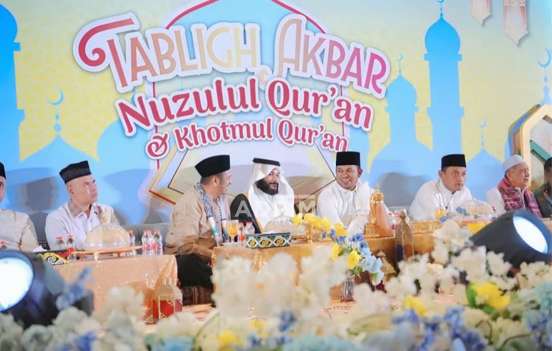 Syaikh Abdurrahman Al Ausy dan gubernur.