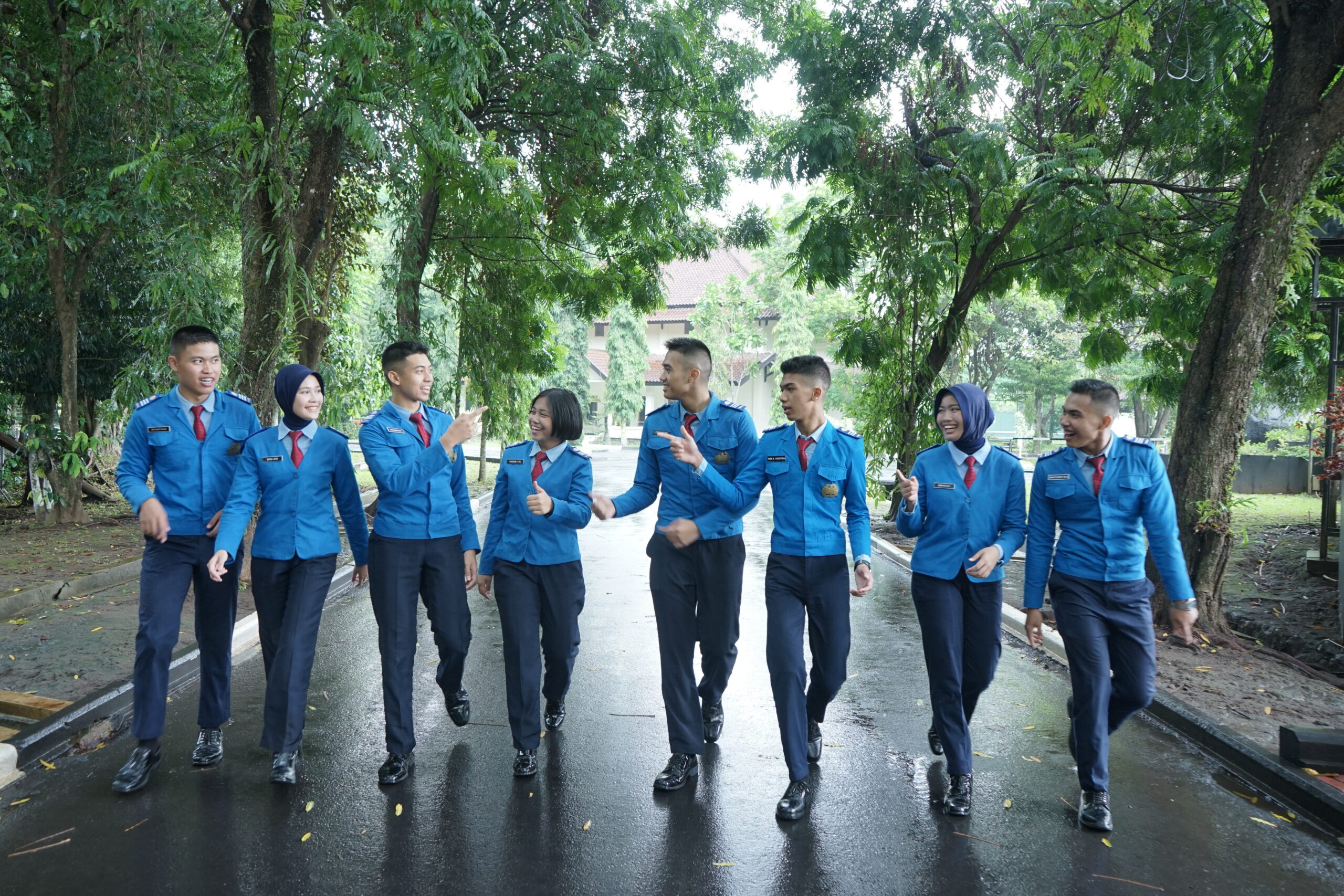 Siswa dan siswi SMA Taruna Nusantara di Magelang. (tarunanusantara.sch.id)