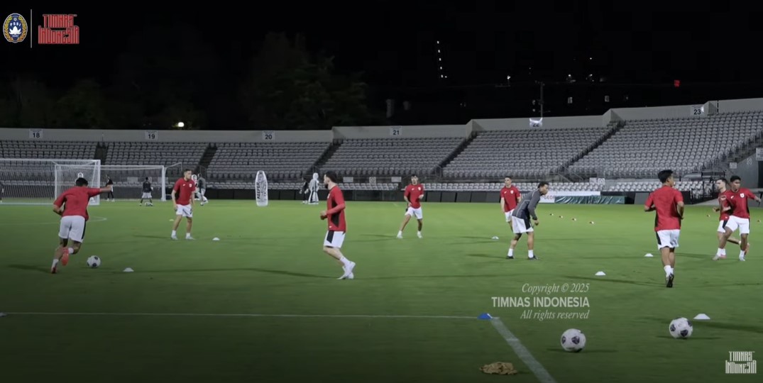 Latihan perdana Timnas Indonesia di Stadion Netstrata Jubilee, Sydney, pada Selasa 18 Maret 2025.