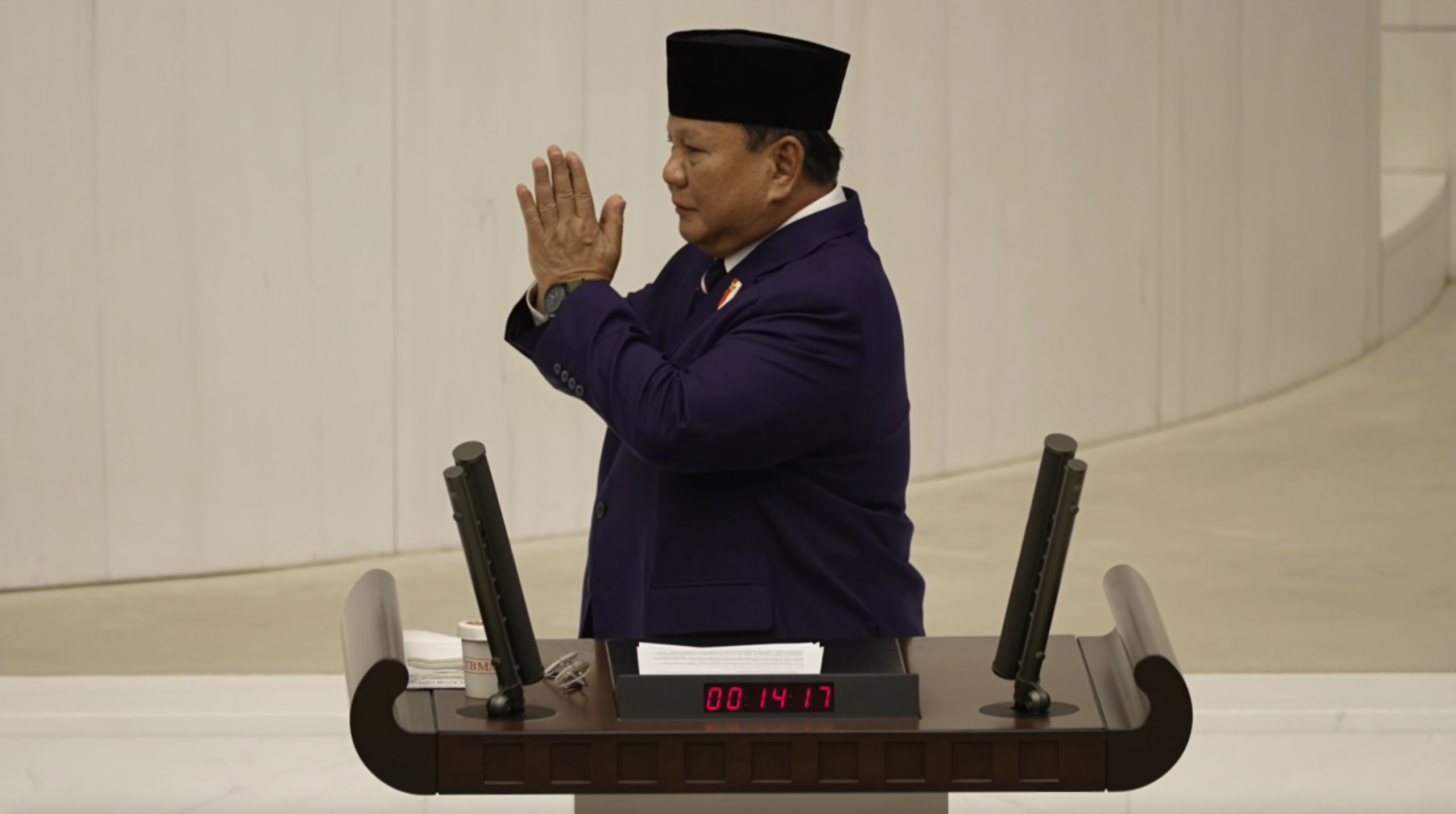 Prabowo usai berpidato di Parlemen Turki.