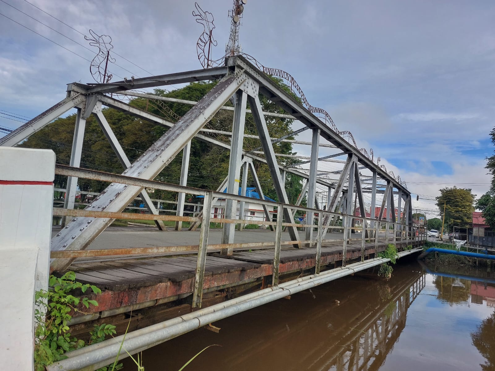 Jembatan Besi Tenggarong (Elmo/Prokal.co)