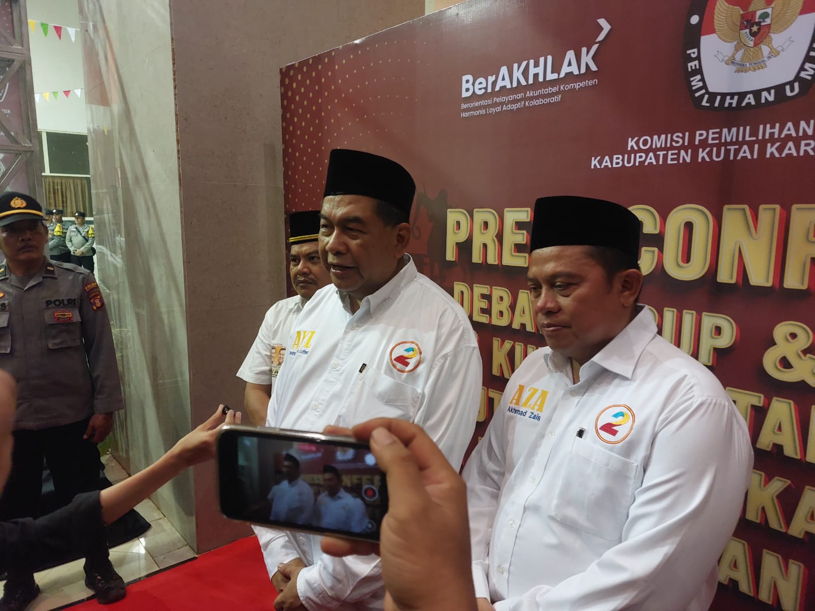 Paslon Bupati dan Wakil Bupati Kukar nomor urut 02, Awang Yacoub Luthman dan Akhmad Jaiz (Elmo/Prokal.co)